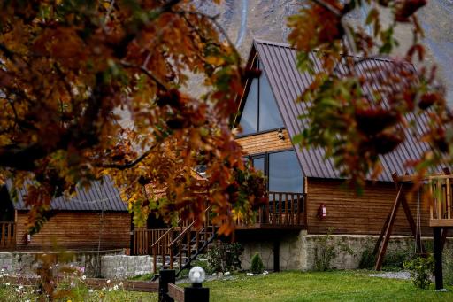Hillside Kazbegi - Housity
