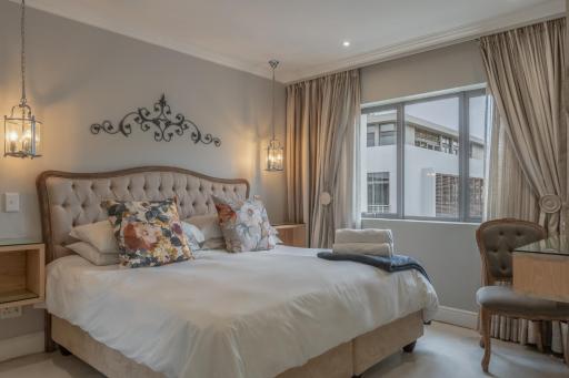 Avemore Lagratitude No 6 - with backup power for loadshedding - Housity