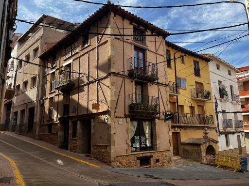 Hotel Casa de la Fuente - Housity