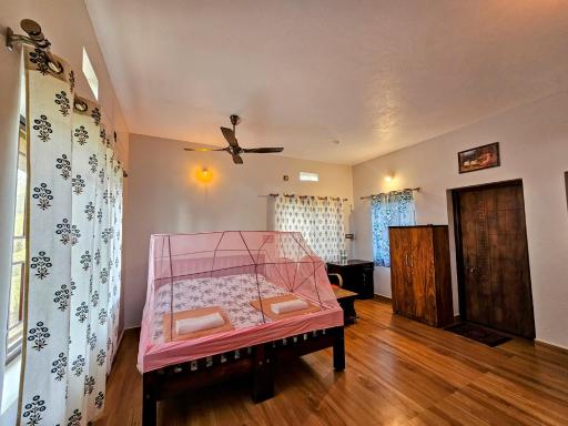 The Beach Melody Stay - Your Beachside Getaway - Housity