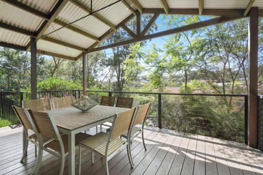 Avoca Beach Living - 84 Avoca Drive - Housity