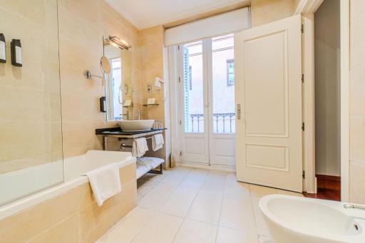 ITC Infantas by Soho Boutique - Housity