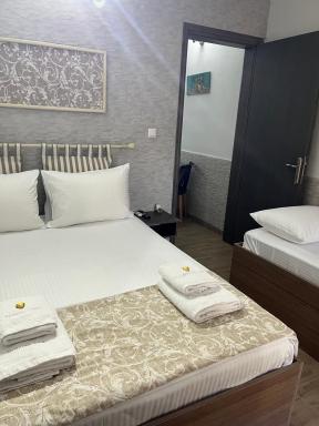 Grecian Sea - Housity