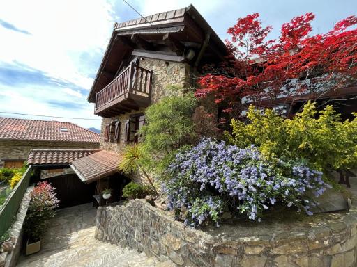 IZURRENEA Casa Rural - Housity