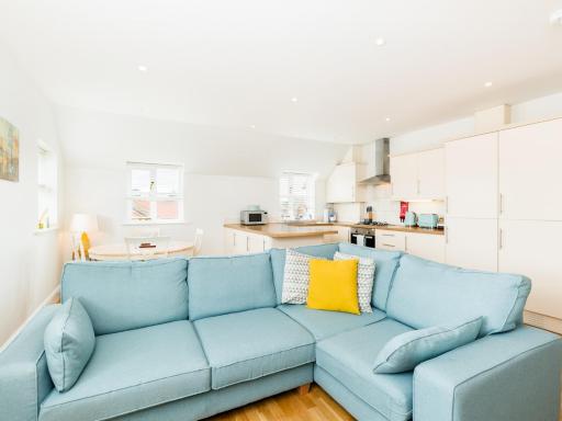 Travel Proud Self Contained 1 Bed in Shipston-On-Stour - Pass the Keys - Housity