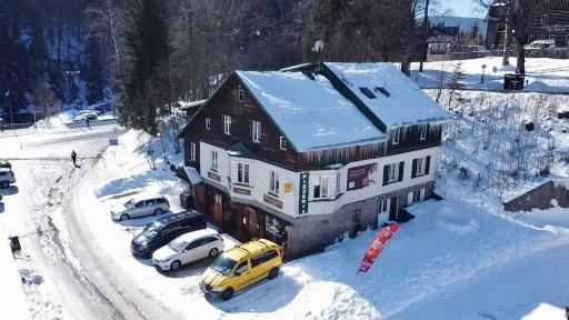 Penzion Sofinata & Pizzeria Špindlerův Mlýn - Housity