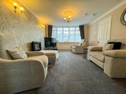 Beach House by Visit Cleethorpes - Housity