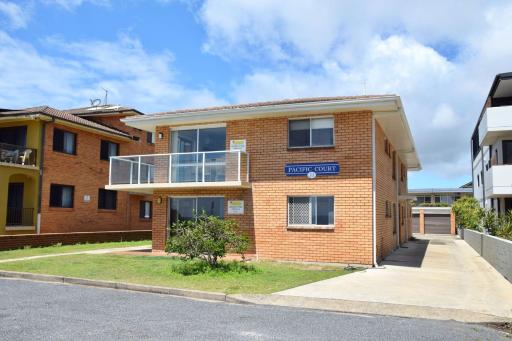 Pacific Court 1 - Bring your own linen - Housity