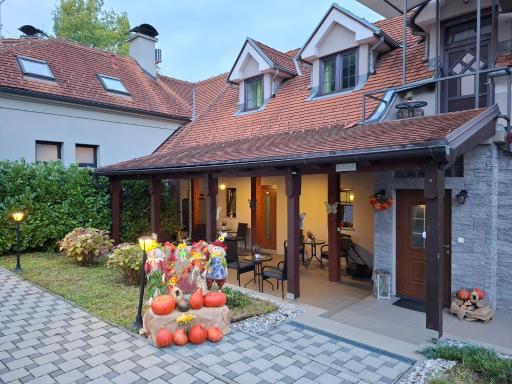 Rooms Korina - Housity