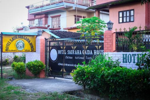 Hotel Sauraha Gaida House - Housity