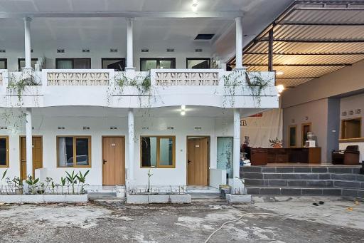 Urbanview Orchid Guest House - Housity