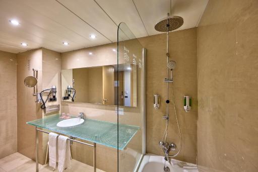 Civis Luz Castellón 4*S - Housity