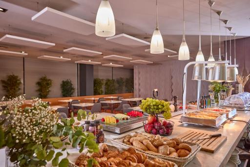 Civis Luz Castellón 4*S - Housity