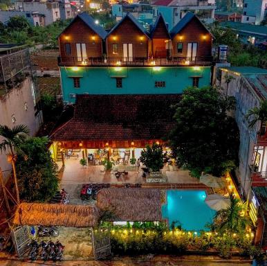 Odyssey Hostel, Tours & Motorbikes Rental - Housity