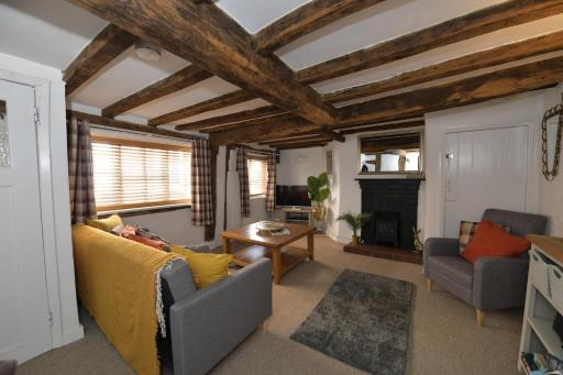 Entire Home 2min walk to Shrewsbury town centre Sleeps 6 - Housity