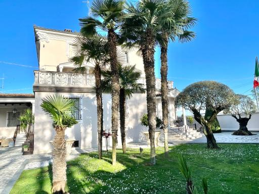 B&B STAZIONE DON CAMILLO - Housity