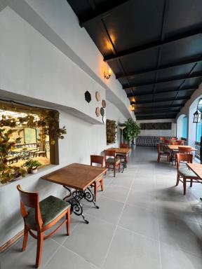 Hotel Princi i Arberit - Housity