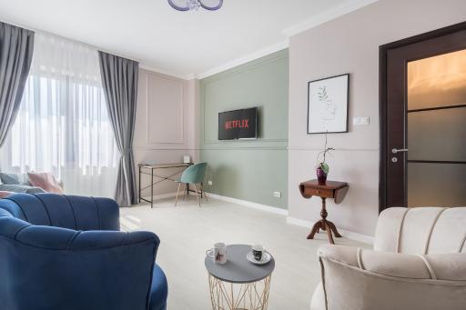 Moonlight Central Apartments - Housity