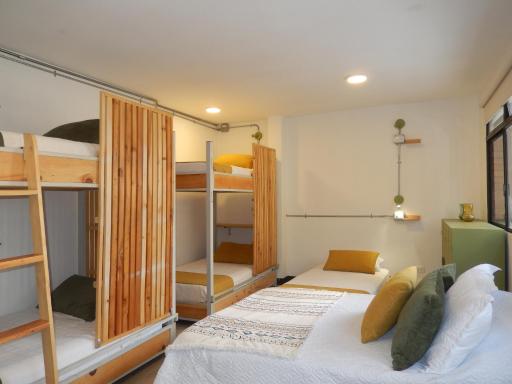Apartments In La Seventy - Housity
