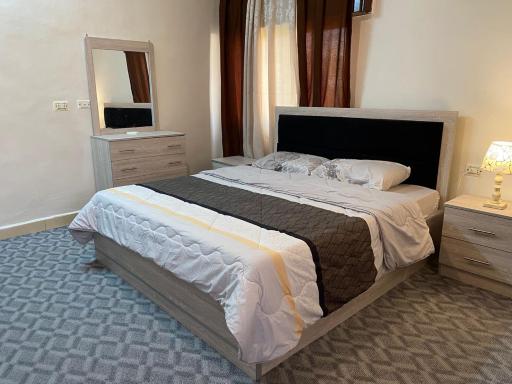 Jerash Gate - Housity