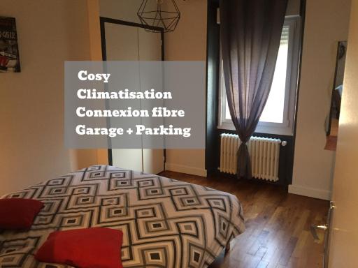 L'Oasis Appartement Cosy avec Climatisation, Parking, Vélos , Animaux Bienvenus - Housity