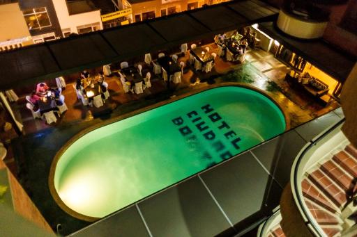 Hotel Ciudad Bonita - Housity