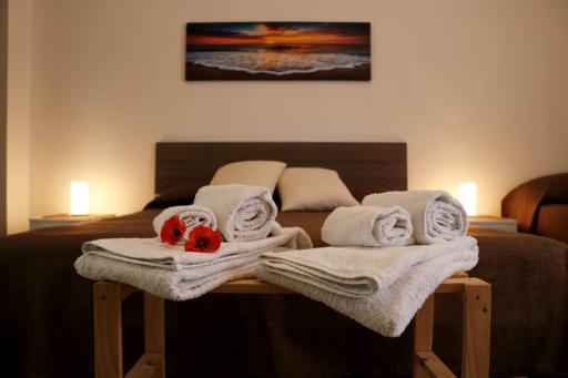 Casa Trio Apartments - Housity