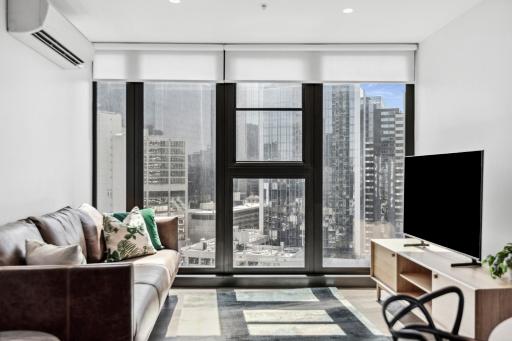 Orange Stay at Melbourne Quarter - Housity