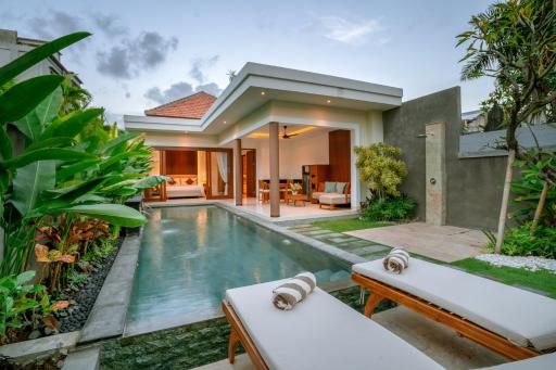 Kahayana Seminyak Villa - Housity