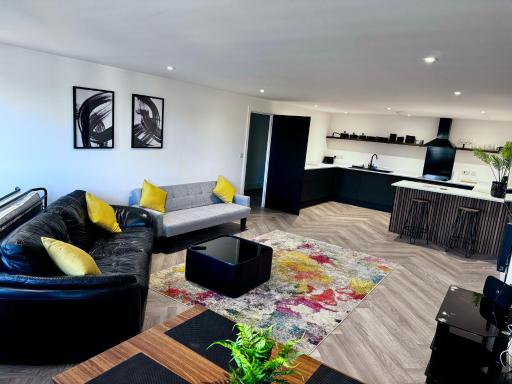New 2 Bed Apartment in Royston High St - Housity