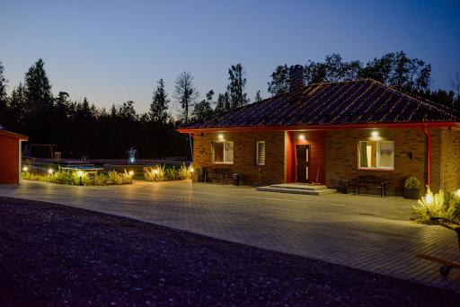 Ojakalda Puhkekeskus - Housity