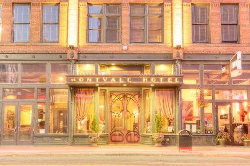 Montvale Hotel - Housity