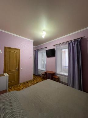 Затишні номери в самому центрі Одеси - Housity