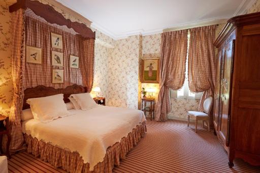 Chambre d'hôtes Château Gigognan - Housity