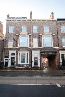 The Minster Hotel - Housity