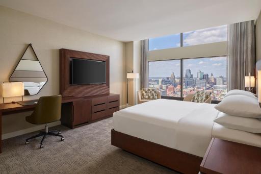 Sheraton Kansas City Hotel at Crown Center - Housity