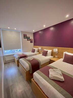 Holtwhites Hotel - Housity