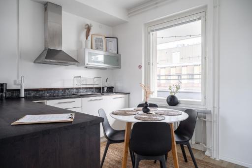 2ndhomes Tampere "Penthouse" Apartment - Private Sauna & Terrace - Housity