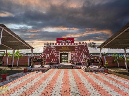 The Royal Heritage Tent Resort- Statue of Unity - Housity