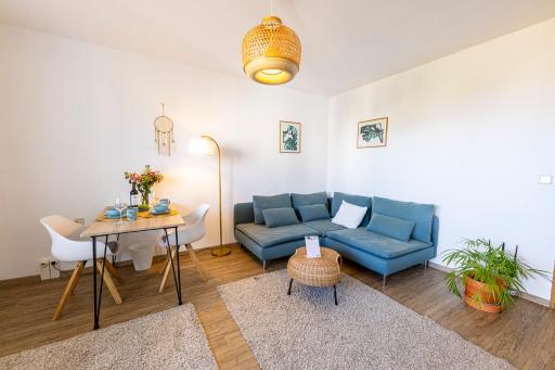 Modernes 2-Zimmer-Apartment mit Balkon und Netflix - Housity