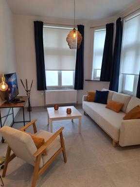 Charmant studio avec grande baignoire - Housity