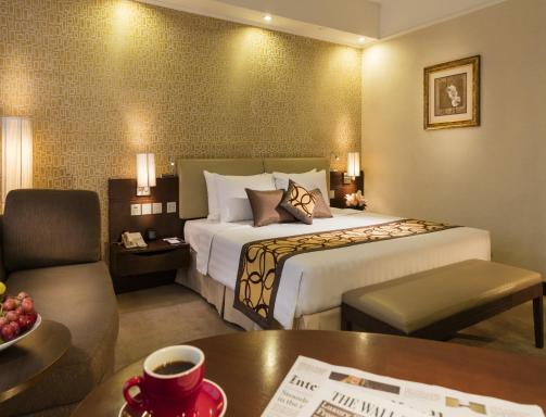 Gloucester Luk Kwok Hong Kong - Housity