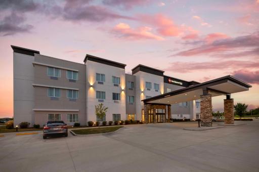 Best Western Plus Jefferson - Housity