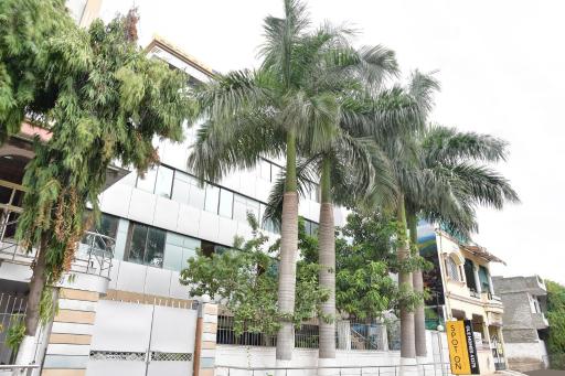 Hotel O Avani Palace - Housity