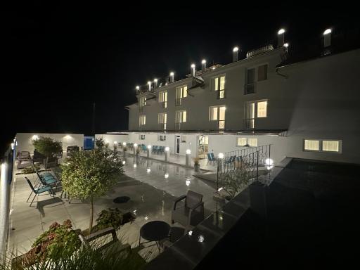 Danelis Hotel - Housity