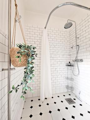 Fontänens Bed & Breakfast - Housity