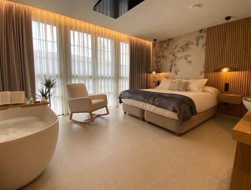 Hotel Puerto de Luarca - Housity