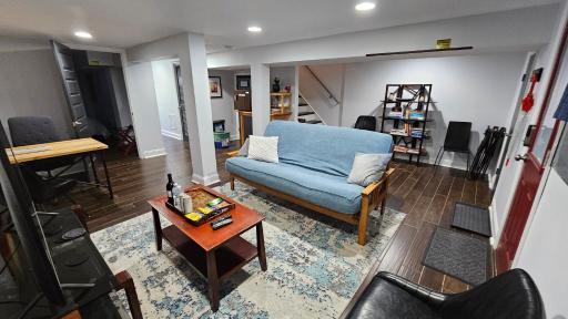 English Basement Suite in Petworth, Washington, DC -- FREE off-street parking, walk to Metro and restaurants - Housity