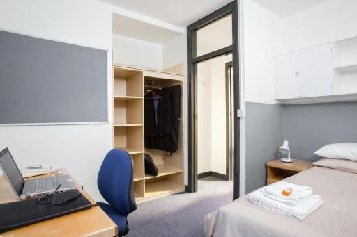 University Hall - Campus Accommodation - Housity