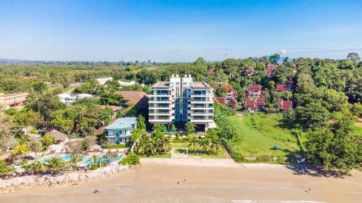 Escape Condominiums Beachfront Suites - Mae Phim - Hizvo